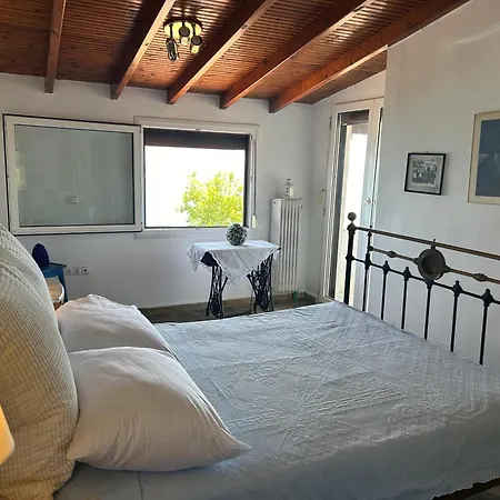 Seastone Beachfront House Chalkidiki 度假居 莫拉卡里瓦